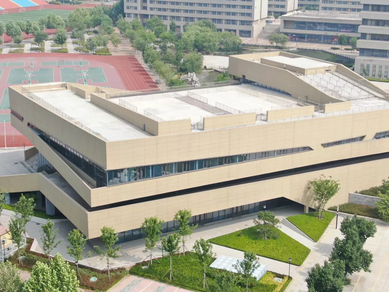 Nahoana no misafidy trano vy an-tsekoly ho an'ny tetikasan'ny campus manaraka anao?